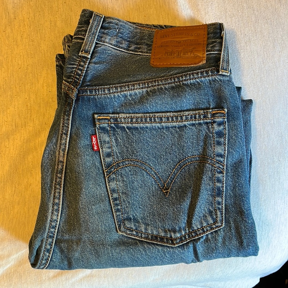 Blue Levi Ribcage Straight Leg Jeans W27 L29